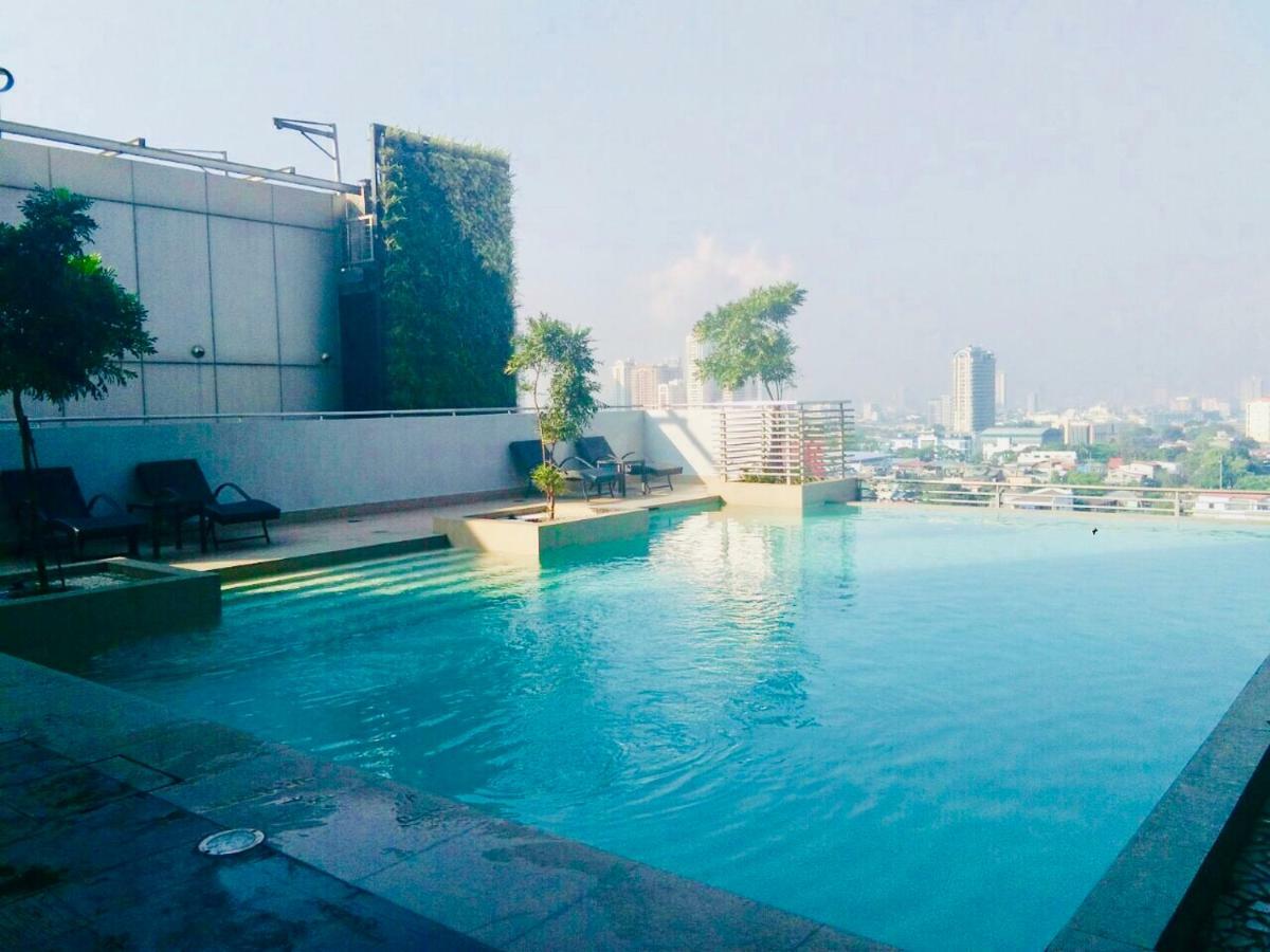The Sentinel Residences Suite Manila Exterior foto